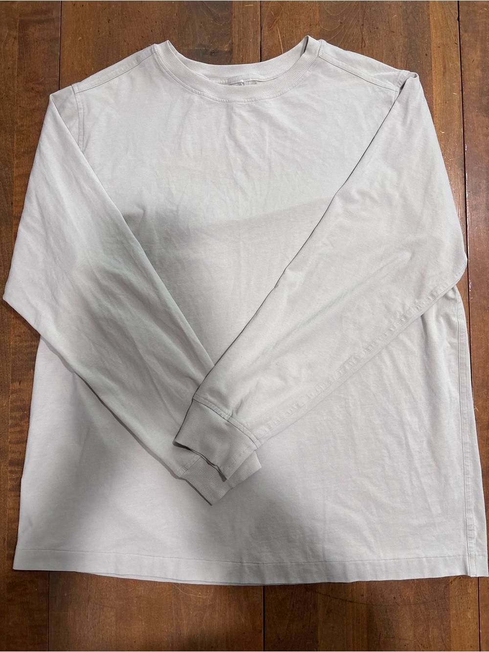 Lululemon Bone-Colored Crewneck All Yours
Long Sleeve